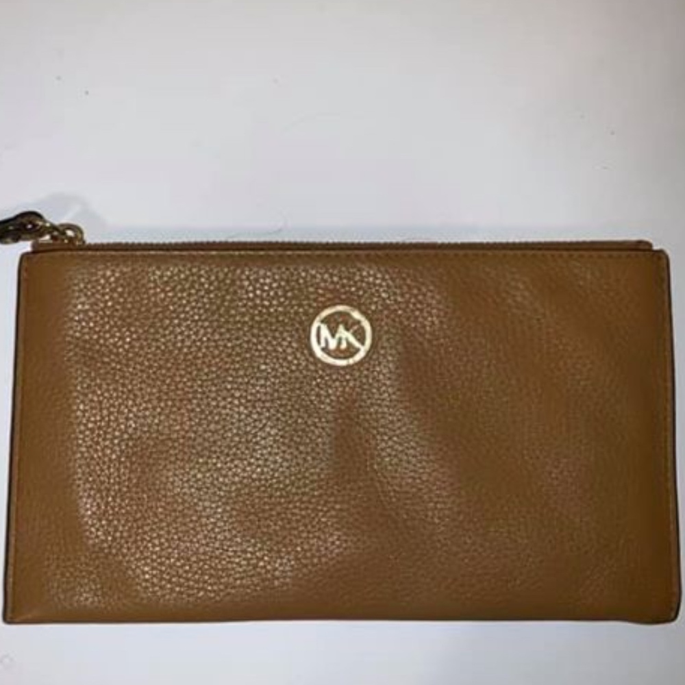 Michael Kors Wristlet Wallet